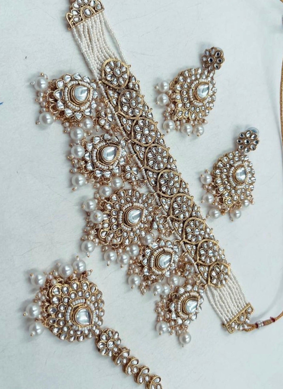 Premium quality kundan chokar set