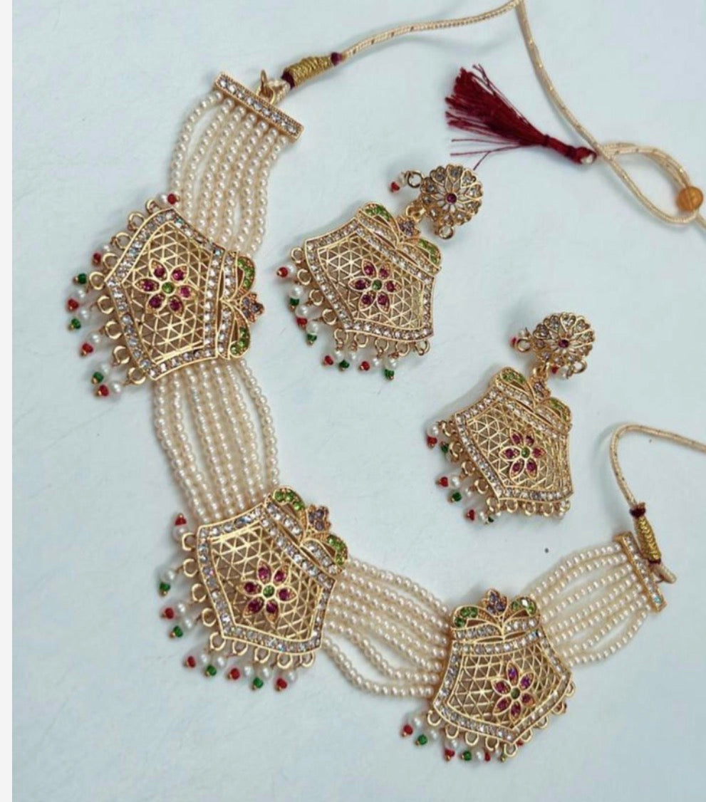 Premium quality necklace set
