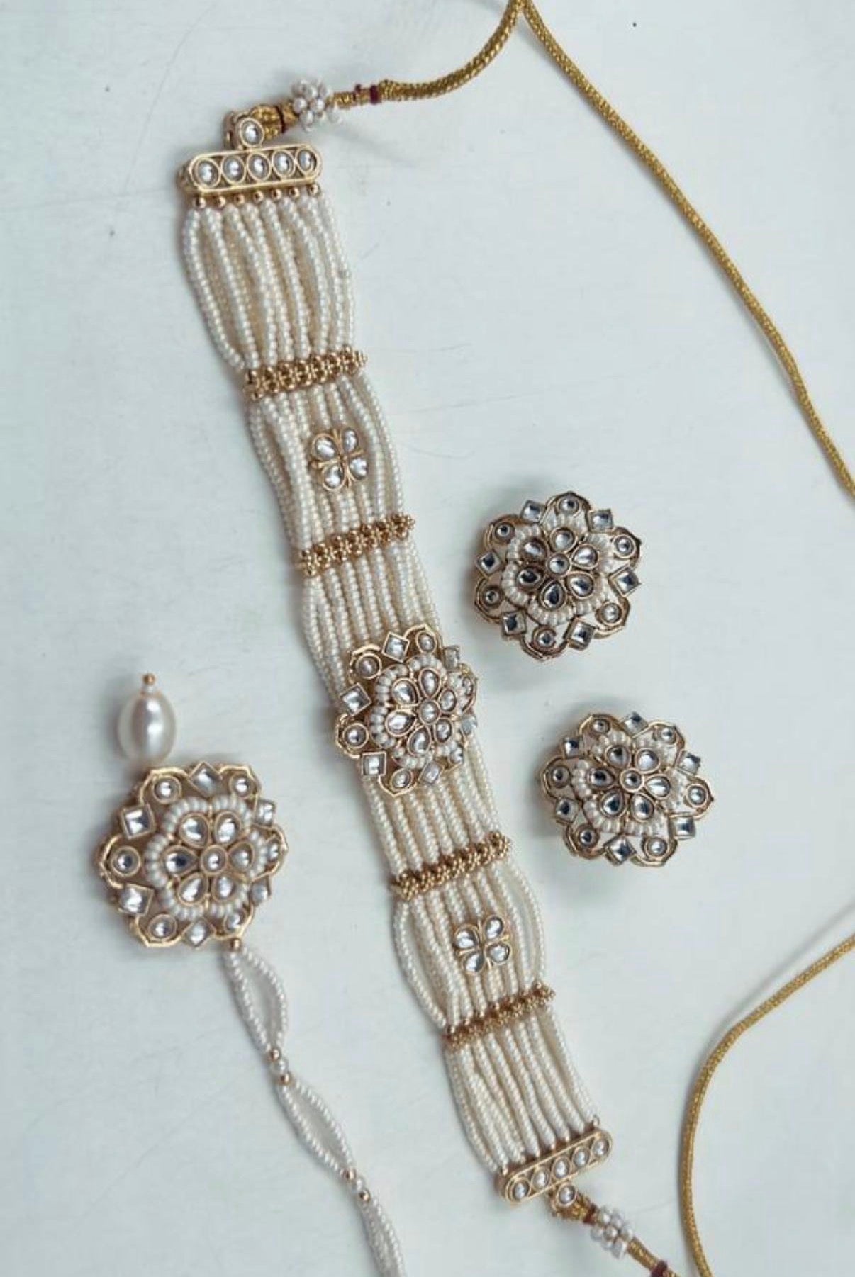Premium kundan chokar set