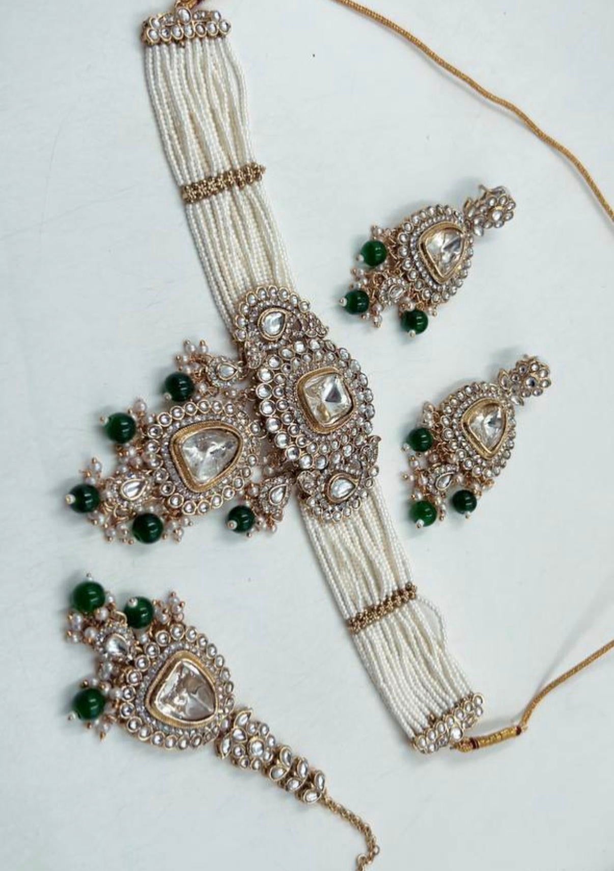 Premium kundan chokar set