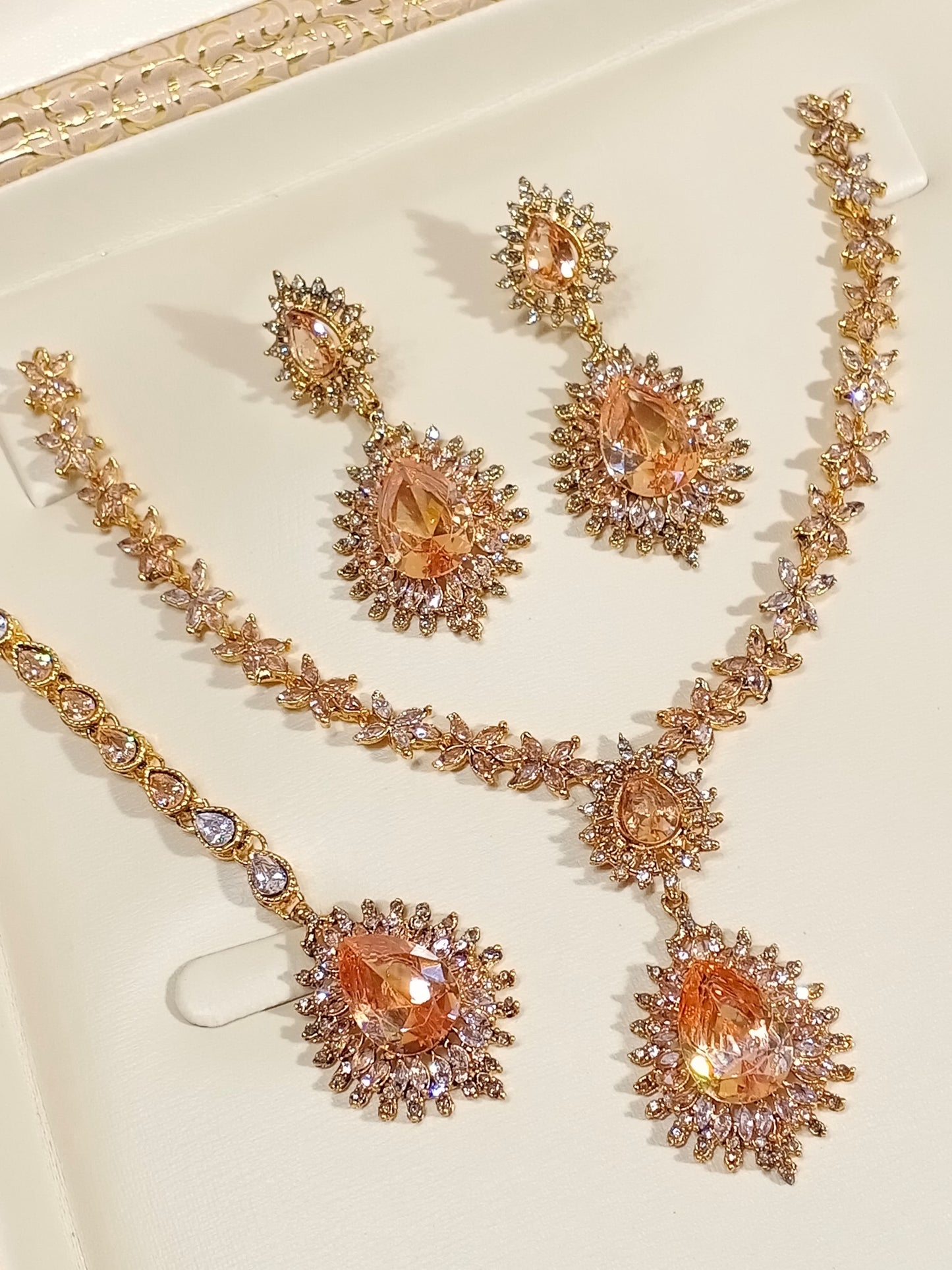 Zarcon Necklace set