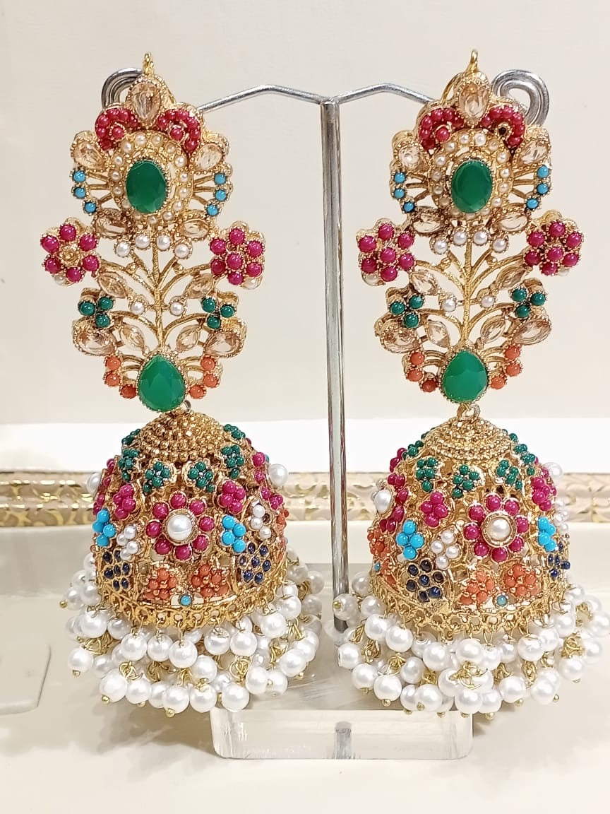 Nauratan jhumka