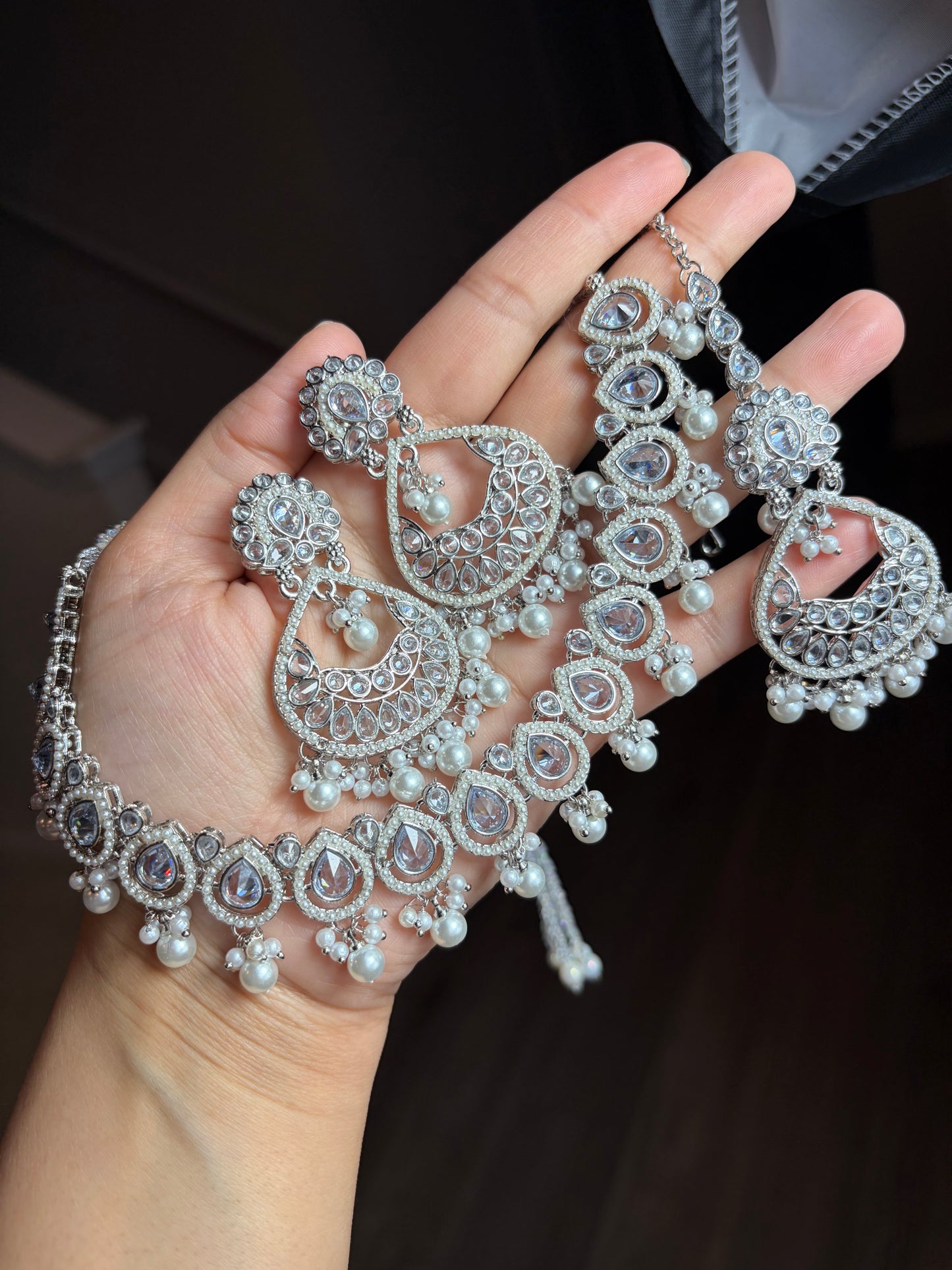 Premium quality necklace set