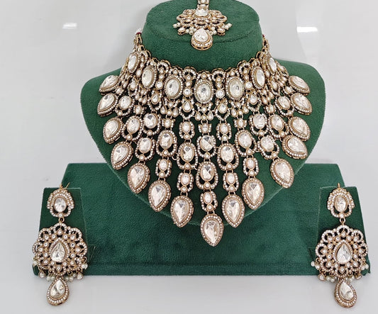 Premium quality Necklace with earrings and tikka