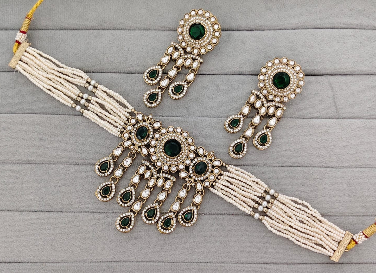 Premium quality chokar set