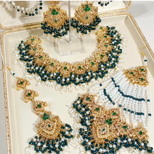 Premium quality Nauratan set