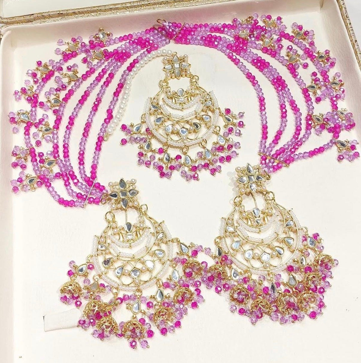 Premium Sahara Chand Bhalli with Tikka