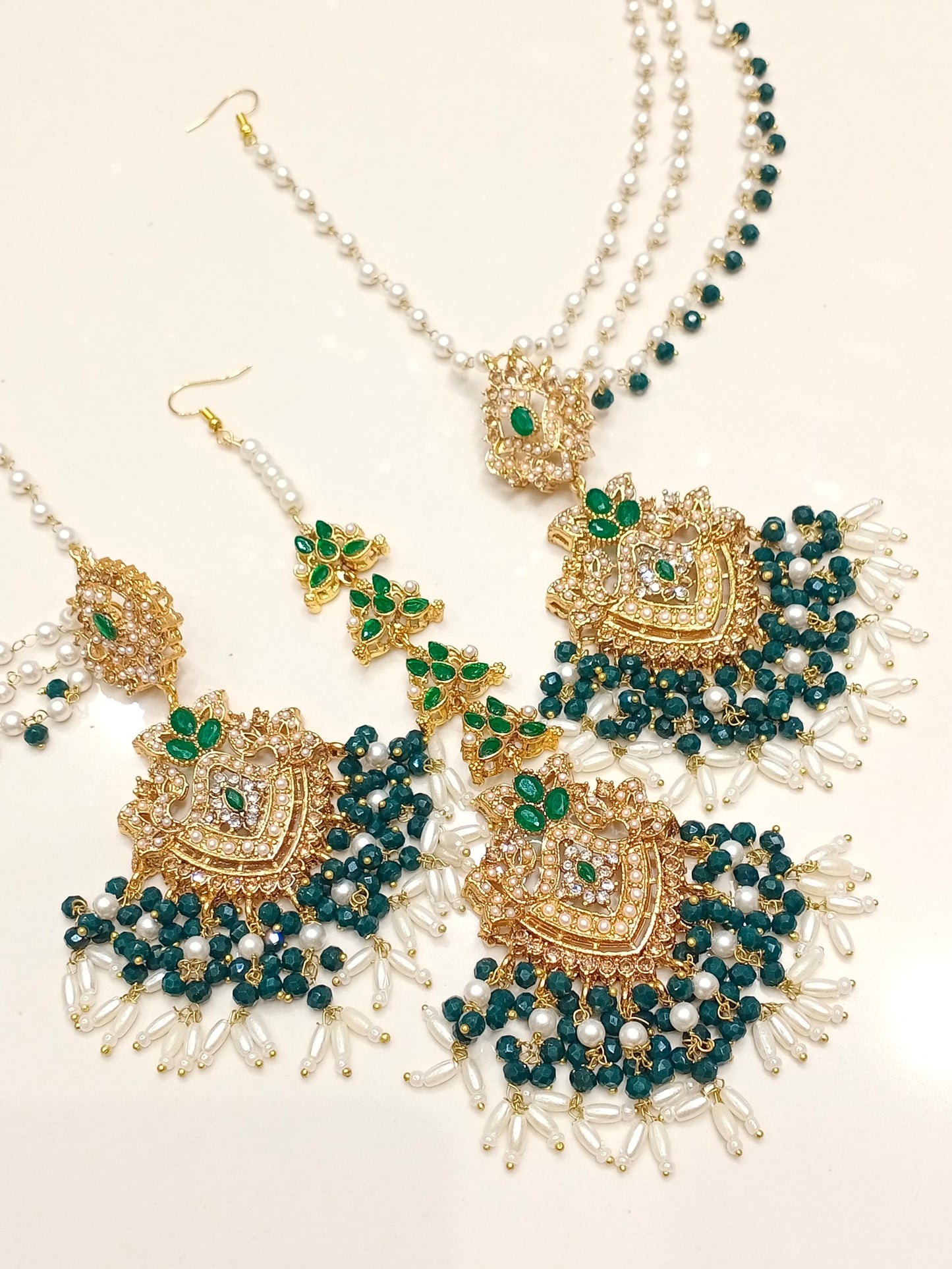 Nauratan Sahara Earrings Tikka