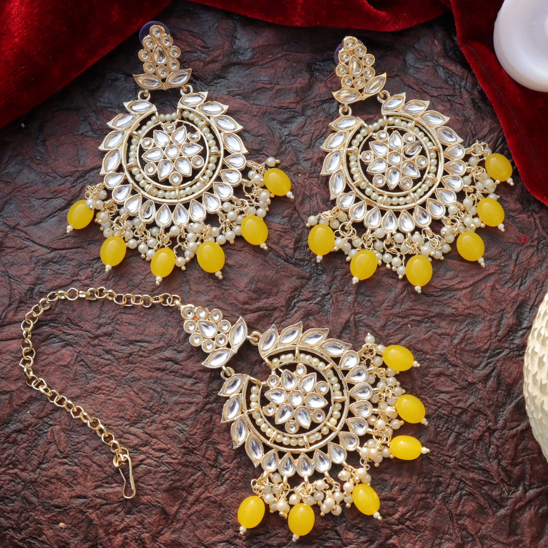 Kundan Earrings tikka set