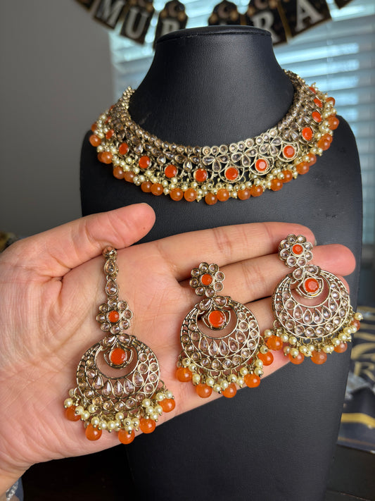 Premium quality necklace set