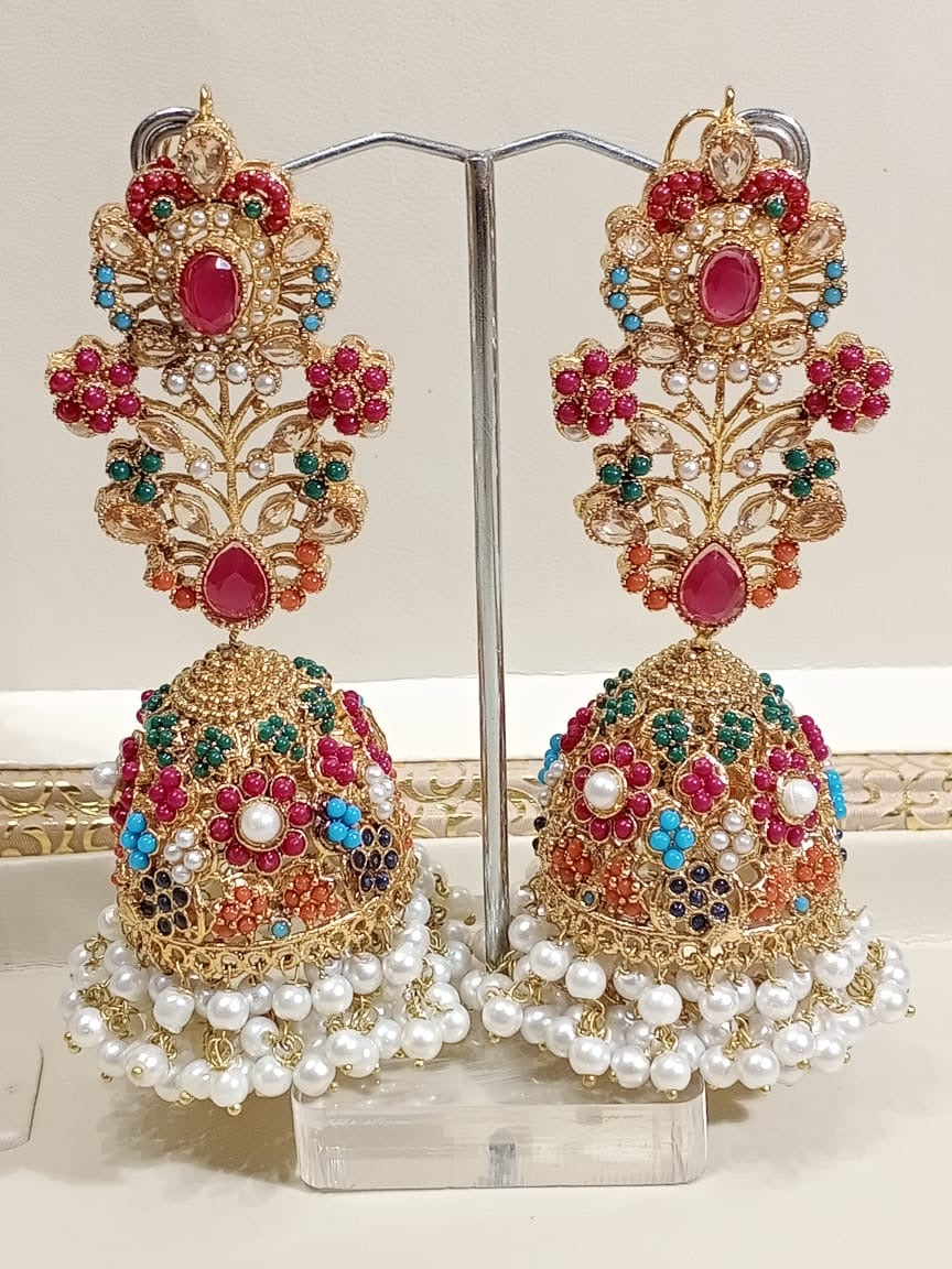 Nauratan jhumka