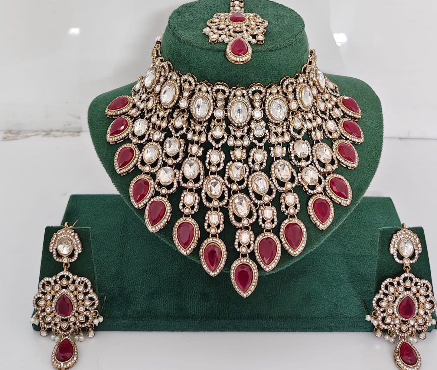 Premium quality Necklace with earrings and tikka