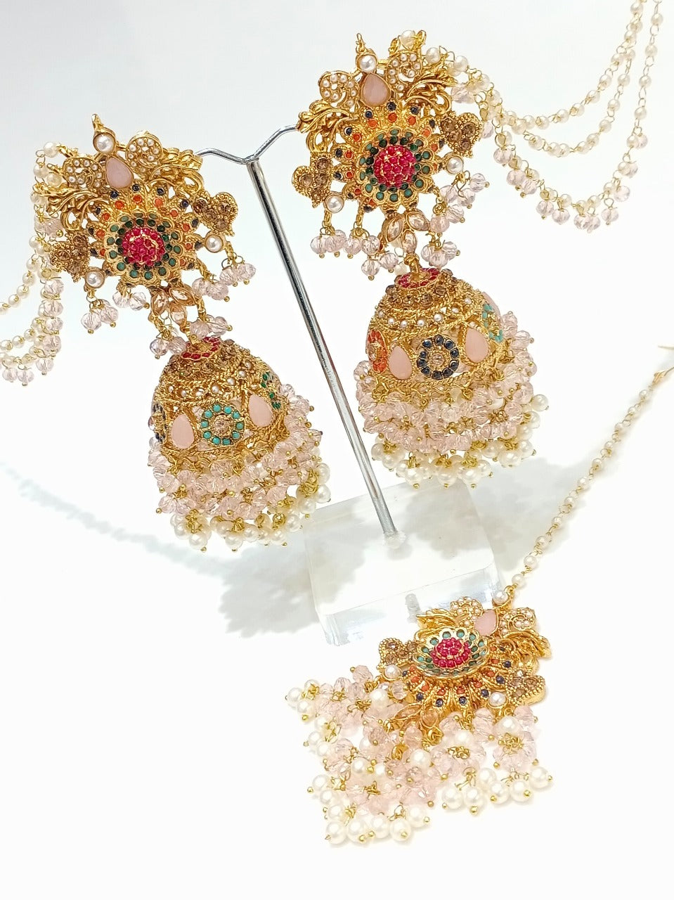 Nauratan sahara Jhumka with tikka
