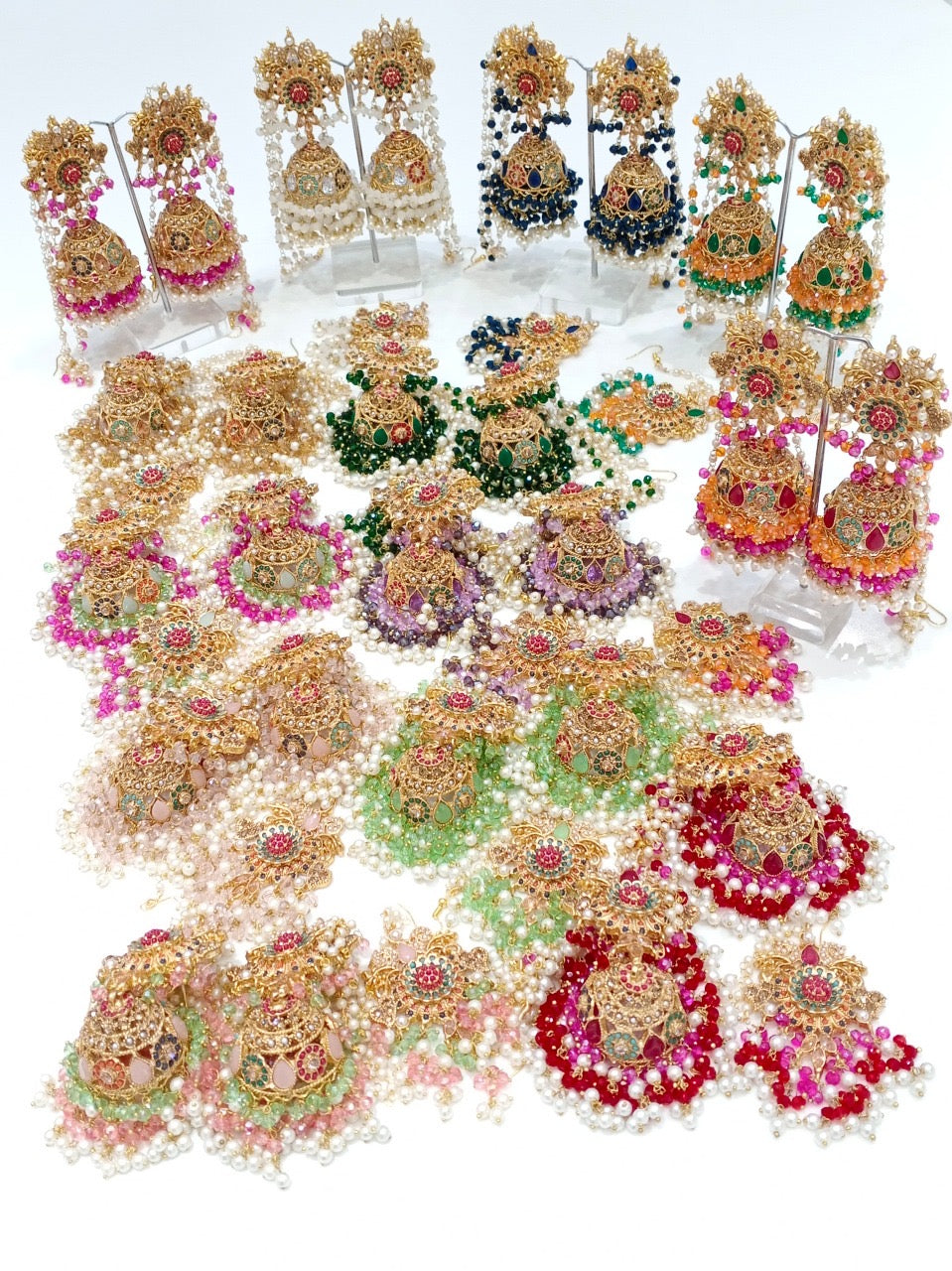 Nauratan sahara Jhumka with tikka