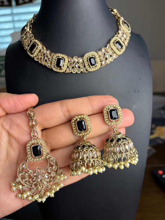 Premium quality necklace with jhumki and tikka