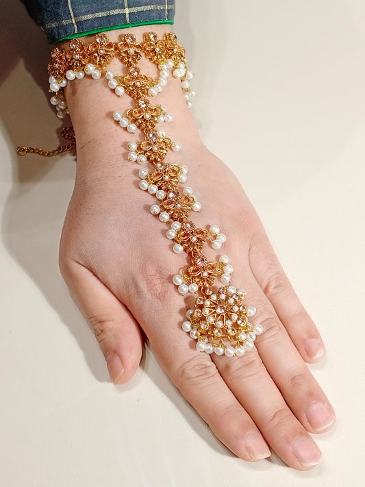 Finger Bracelet | Anja