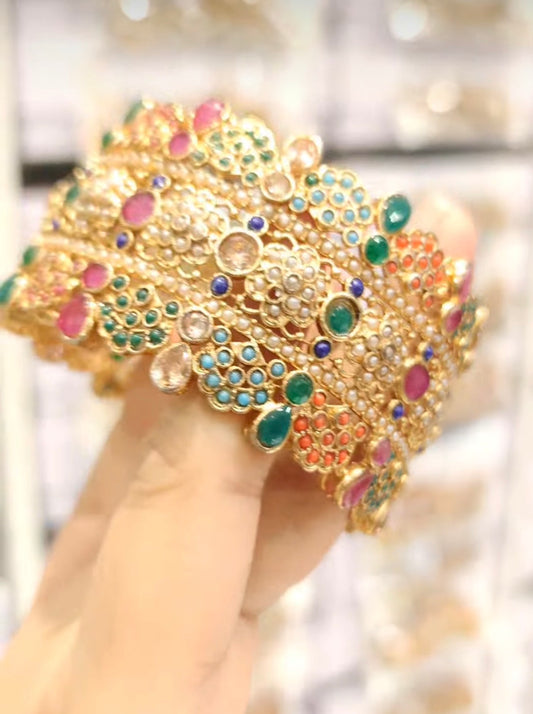 Gold polished Nauratan openable Kara