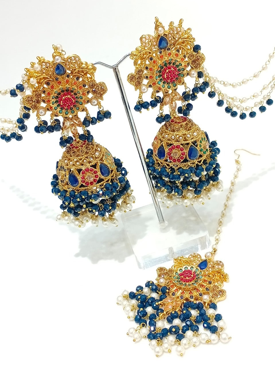 Nauratan sahara Jhumka with tikka