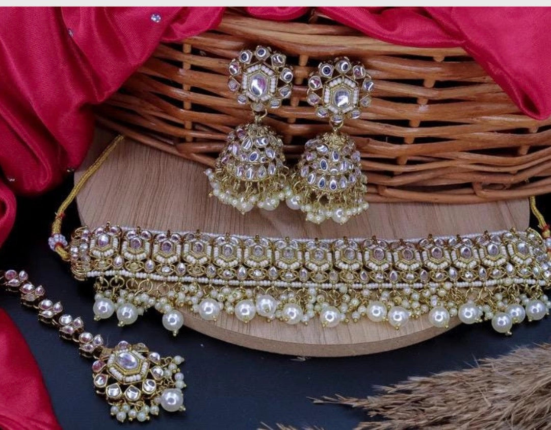 Premium quality chokar set